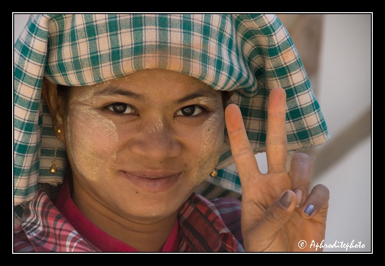 Myanmar portraits 096